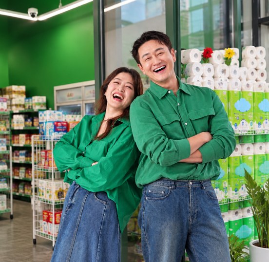 다이클로 매장을 찾은 김원효·심진화 부부
